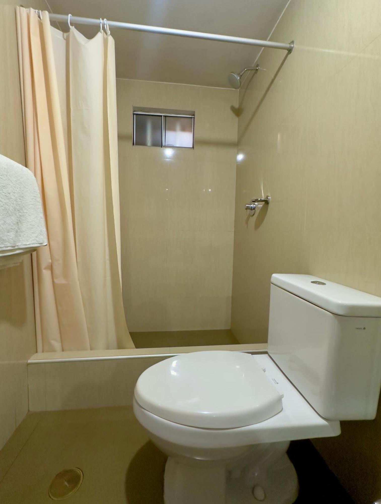 Hotel Palmas Reales トルヒーリョ エクステリア 写真