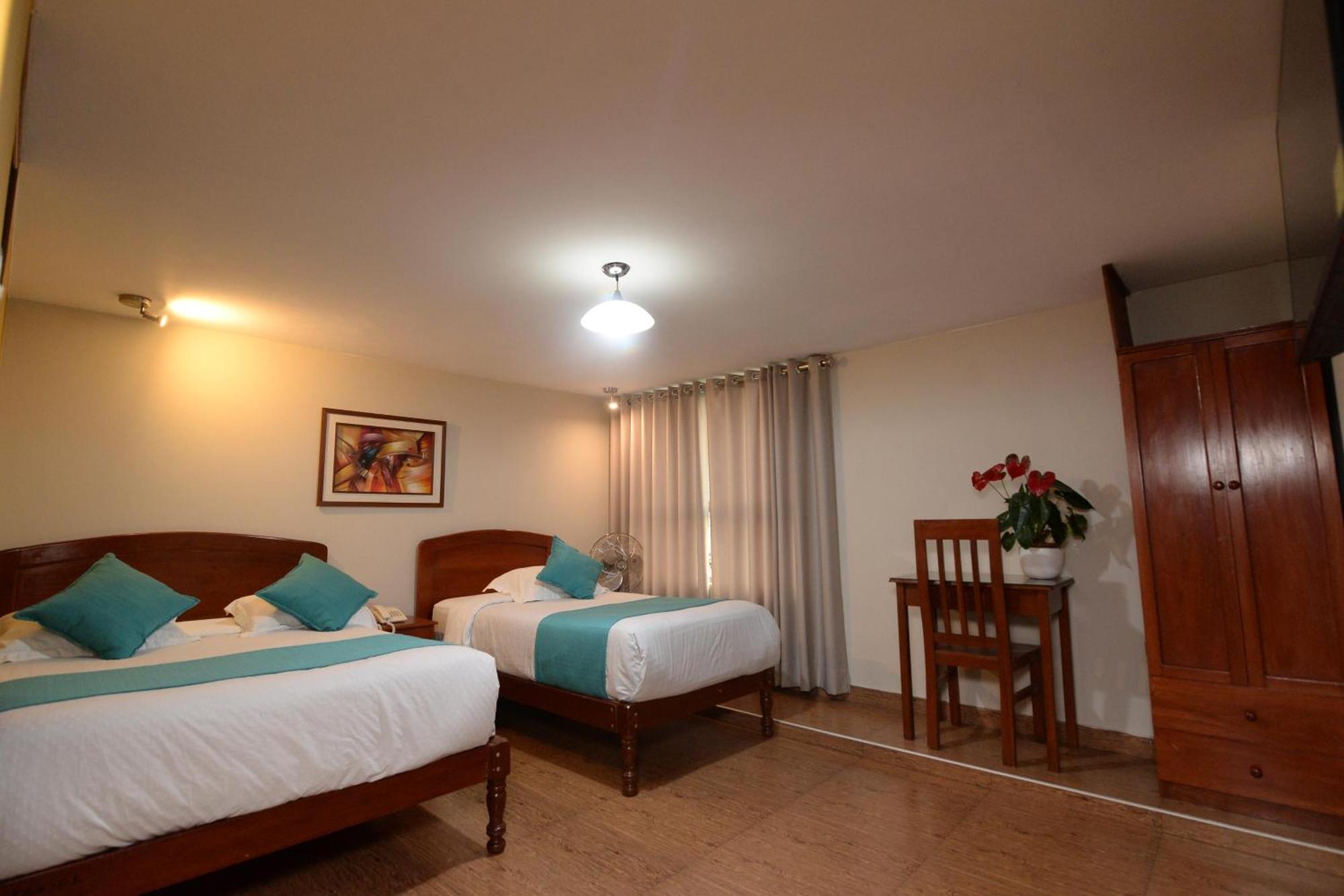 Hotel Palmas Reales トルヒーリョ エクステリア 写真